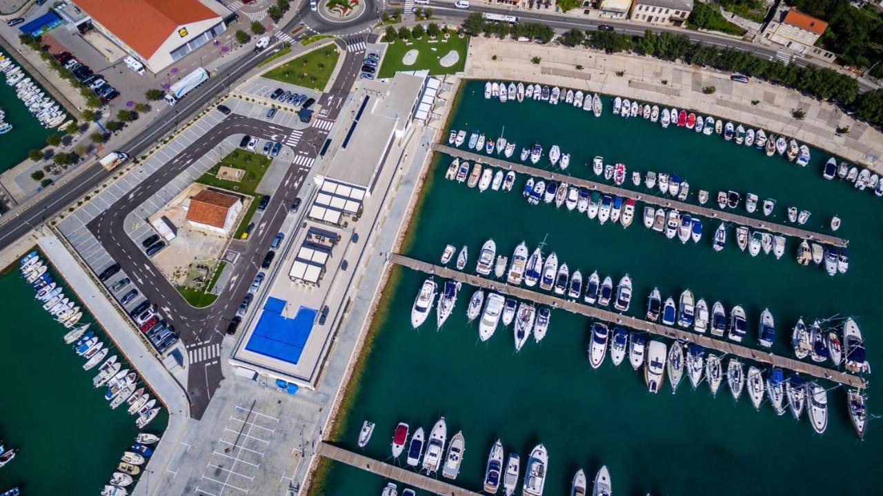Apartments Marina Novi Novi Vinodolski Zewnętrze zdjęcie
