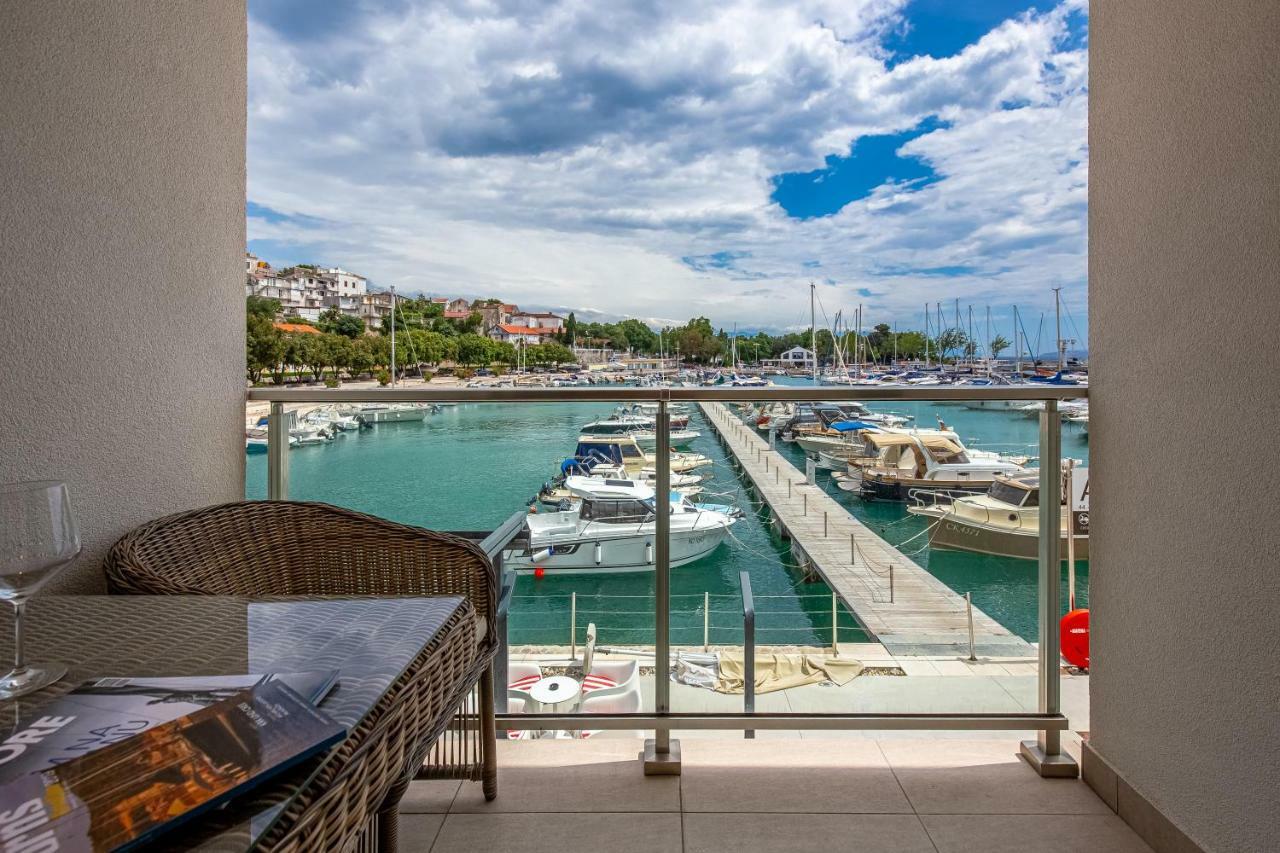 Apartments Marina Novi Novi Vinodolski Zewnętrze zdjęcie
